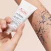 Εικόνα της AVENE CICALFATE+ HYDRATING SKIN REPAIRING EMULSION Επανορθωτική Ενυδατική Φροντίδα Μετά από Τατουάζ, 40ML